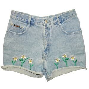 Vintage Revolt High-Waisted Embroidered Denim Shorts – Light Wash 90s Y2K
